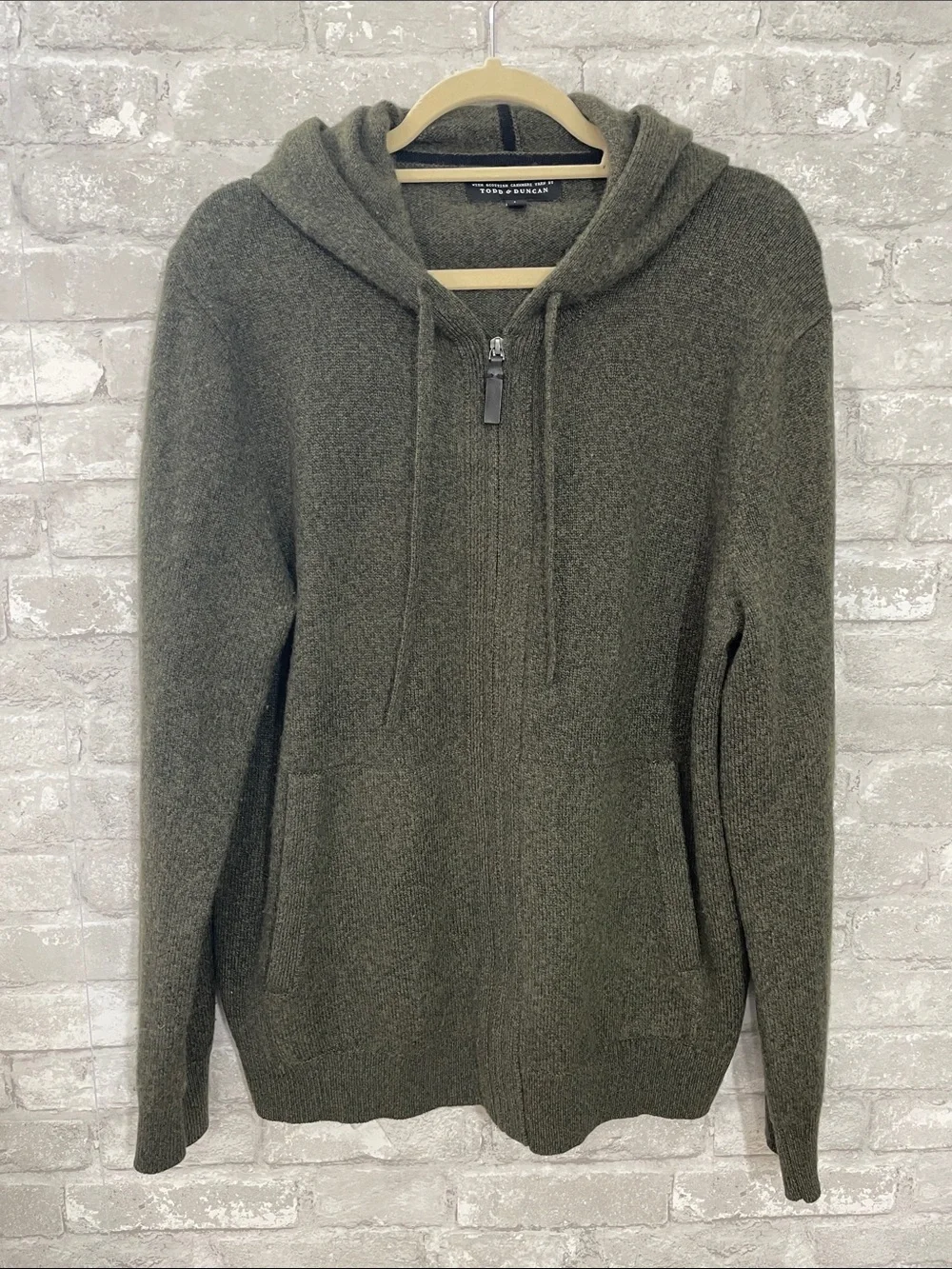 Banana Republic Scottish Cashmere Olive Zip-Up Hooded Sweater